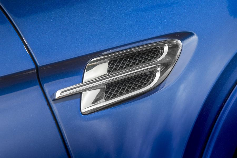 Детали экстерьера Bentley Bentayga Diesel 2016 года  (WW) (фото 76 из 107)
